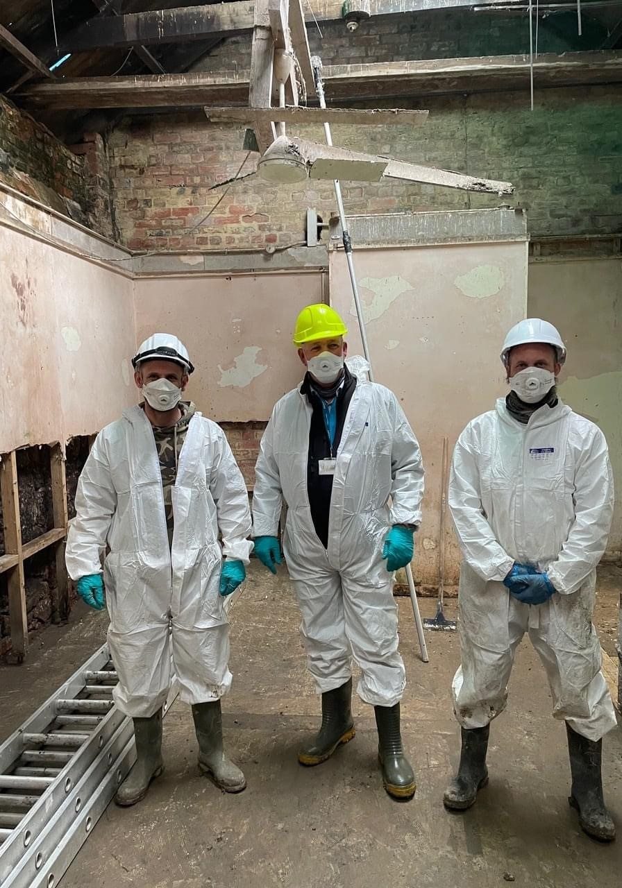 All Out Pest Control team